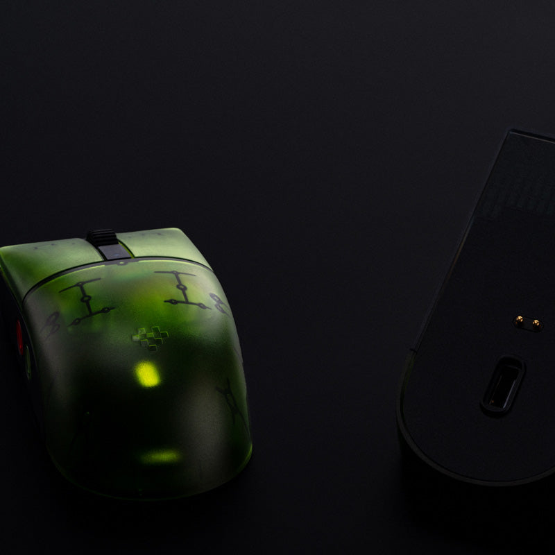 8BitDo Retro R8 Mouse - Xbox Edition Premium Gaming Accessory